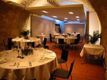 Baslerkeller - Hotel Basel in Basel