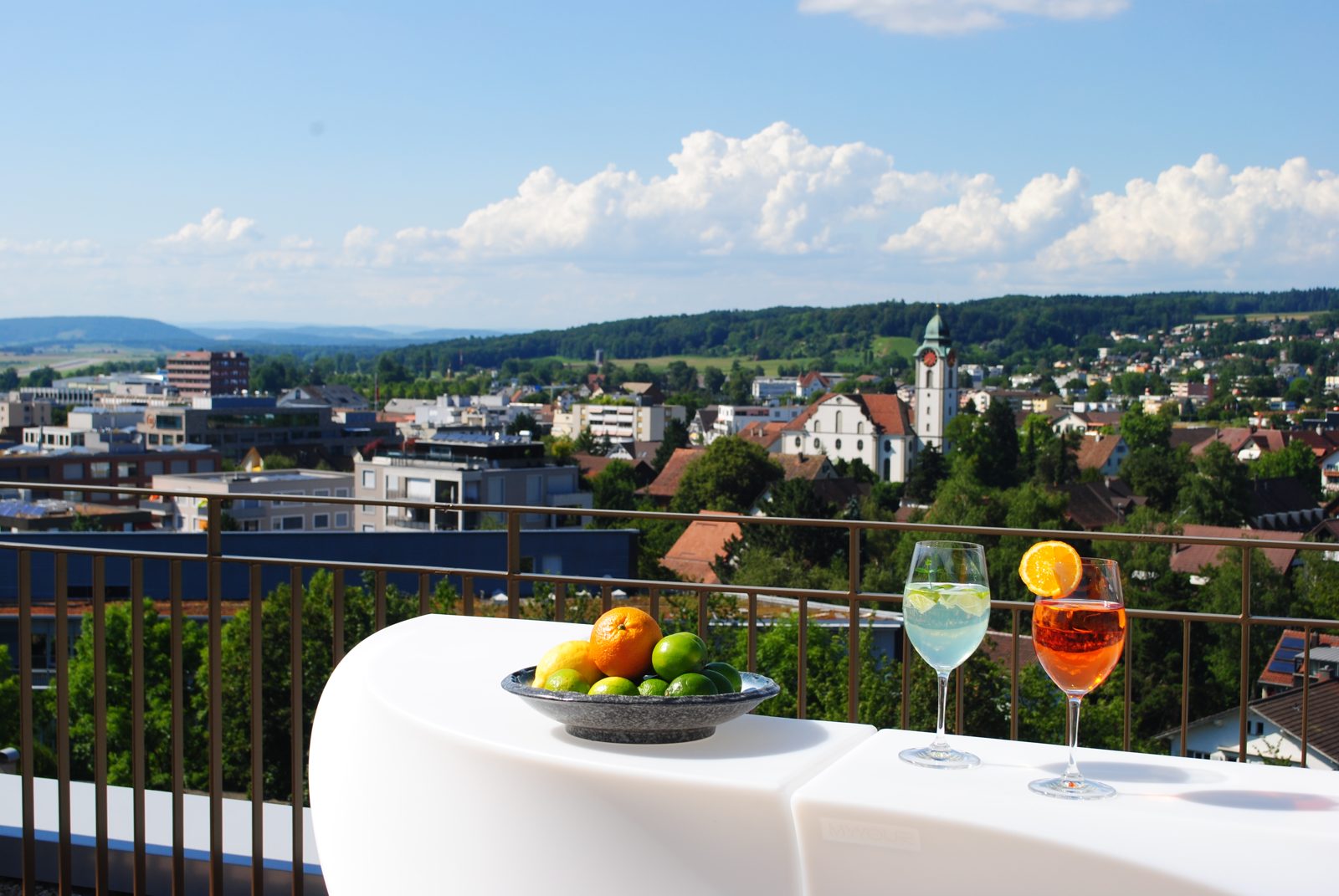 Rooftop Bar Tschadun Piz - Dachterrasse, weiteres Bild