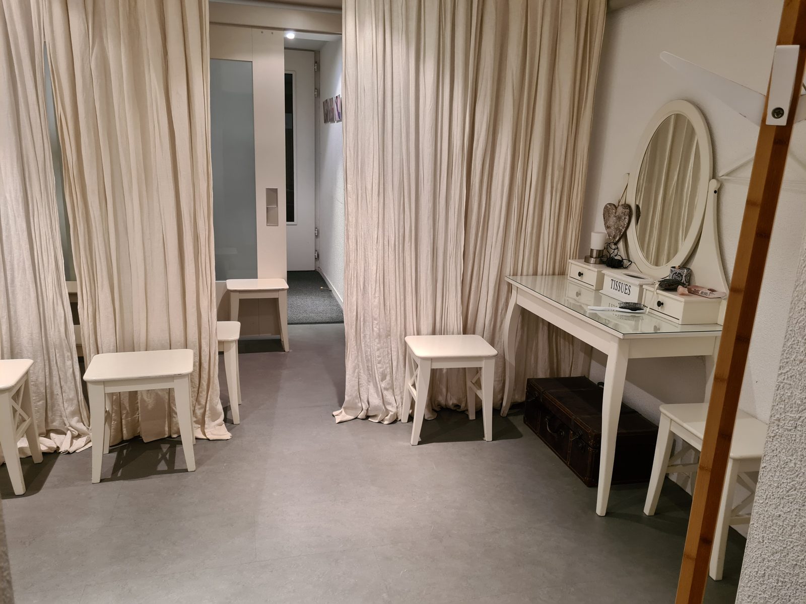Raum für Tanz, Bewegung, Therapie, Meditation, weiteres Bild
